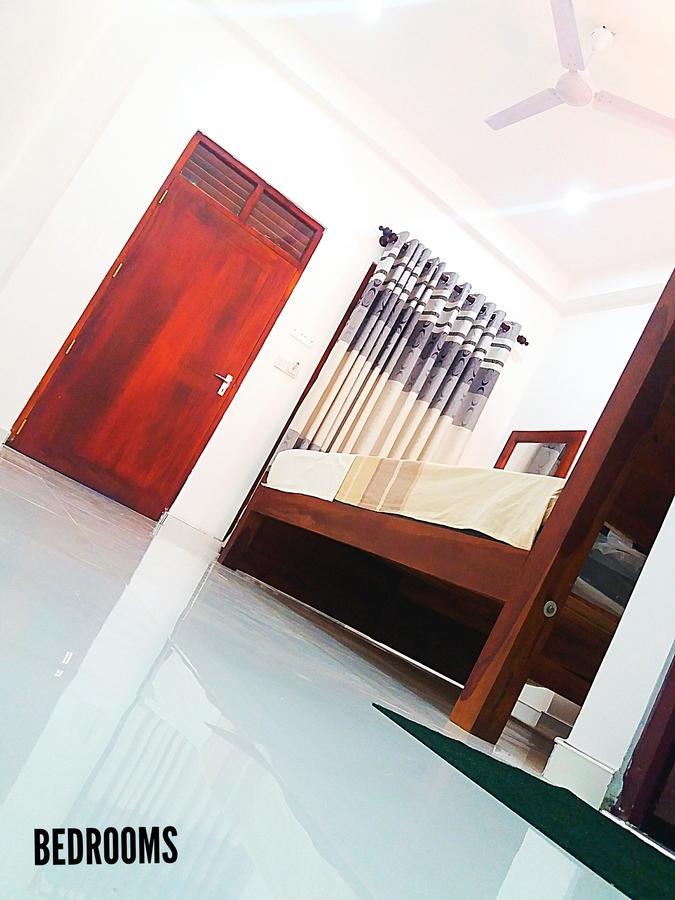 A&B Resort Negombo Kudapaduwa Екстер'єр фото