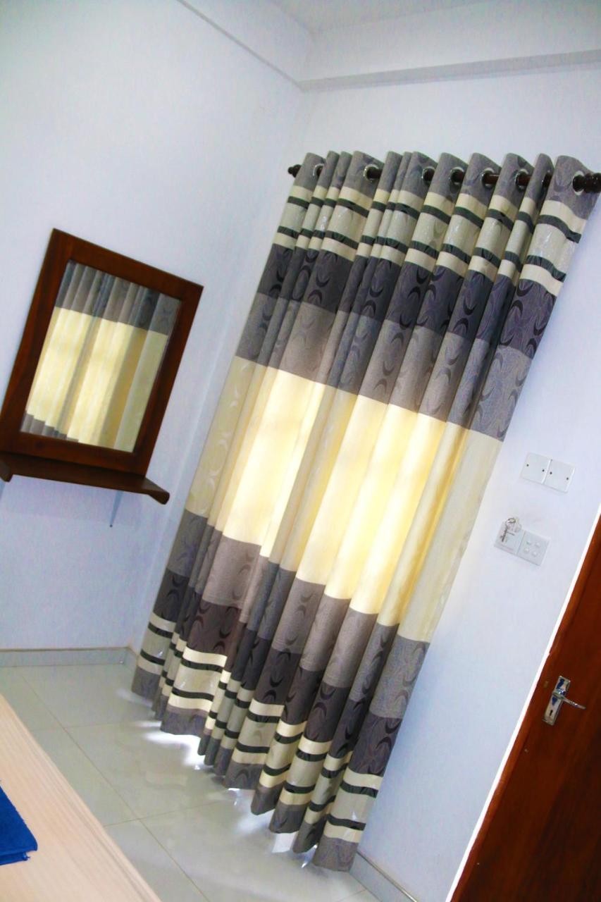 A&B Resort Negombo Kudapaduwa Екстер'єр фото
