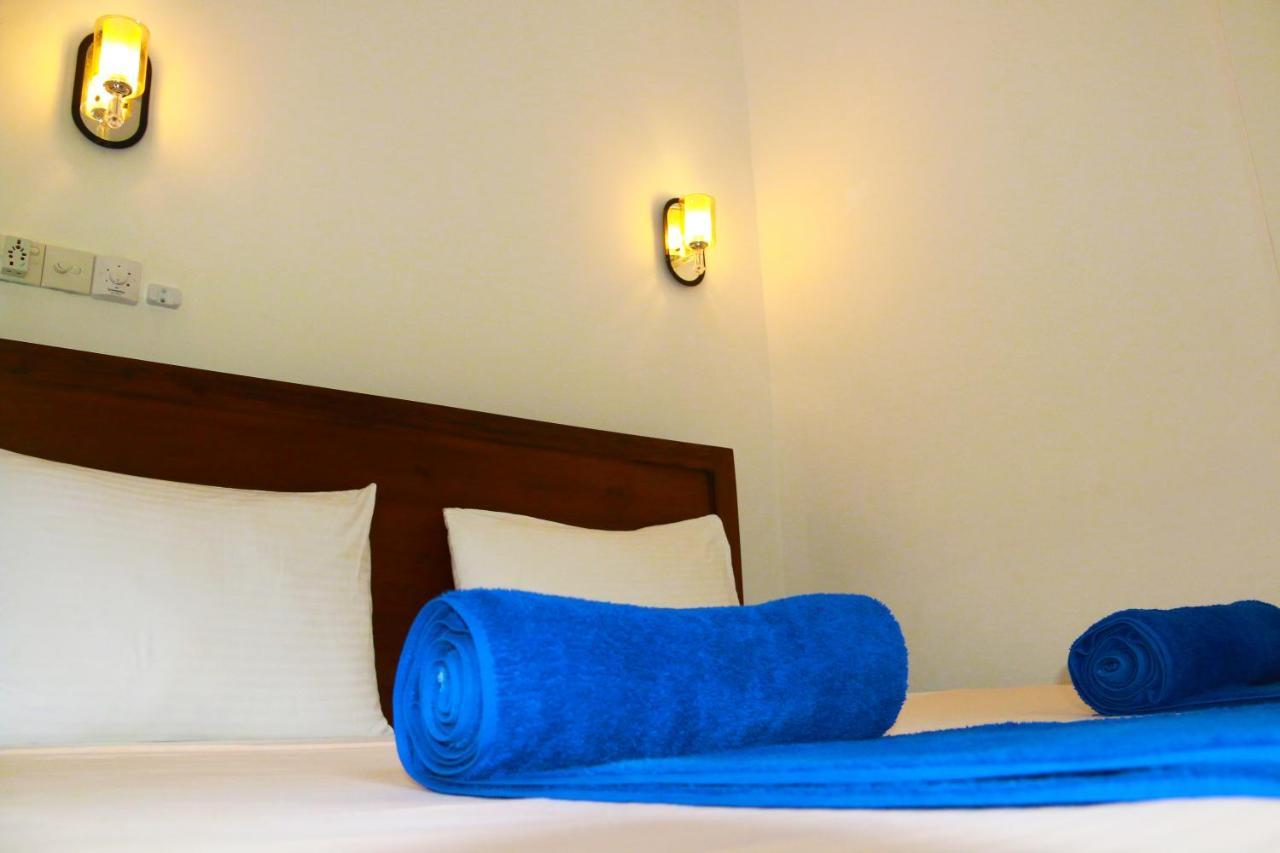 A&B Resort Negombo Kudapaduwa Екстер'єр фото