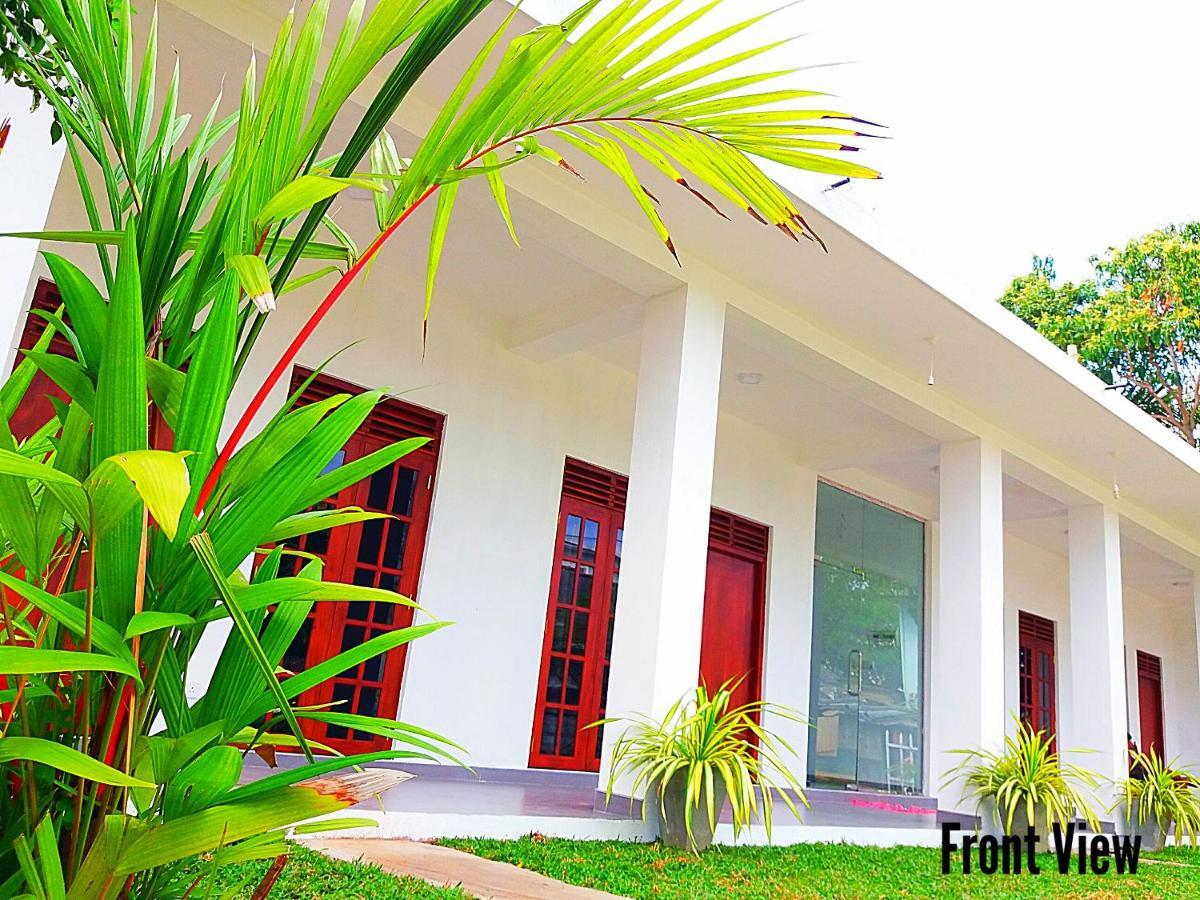 A&B Resort Negombo Kudapaduwa Номер фото